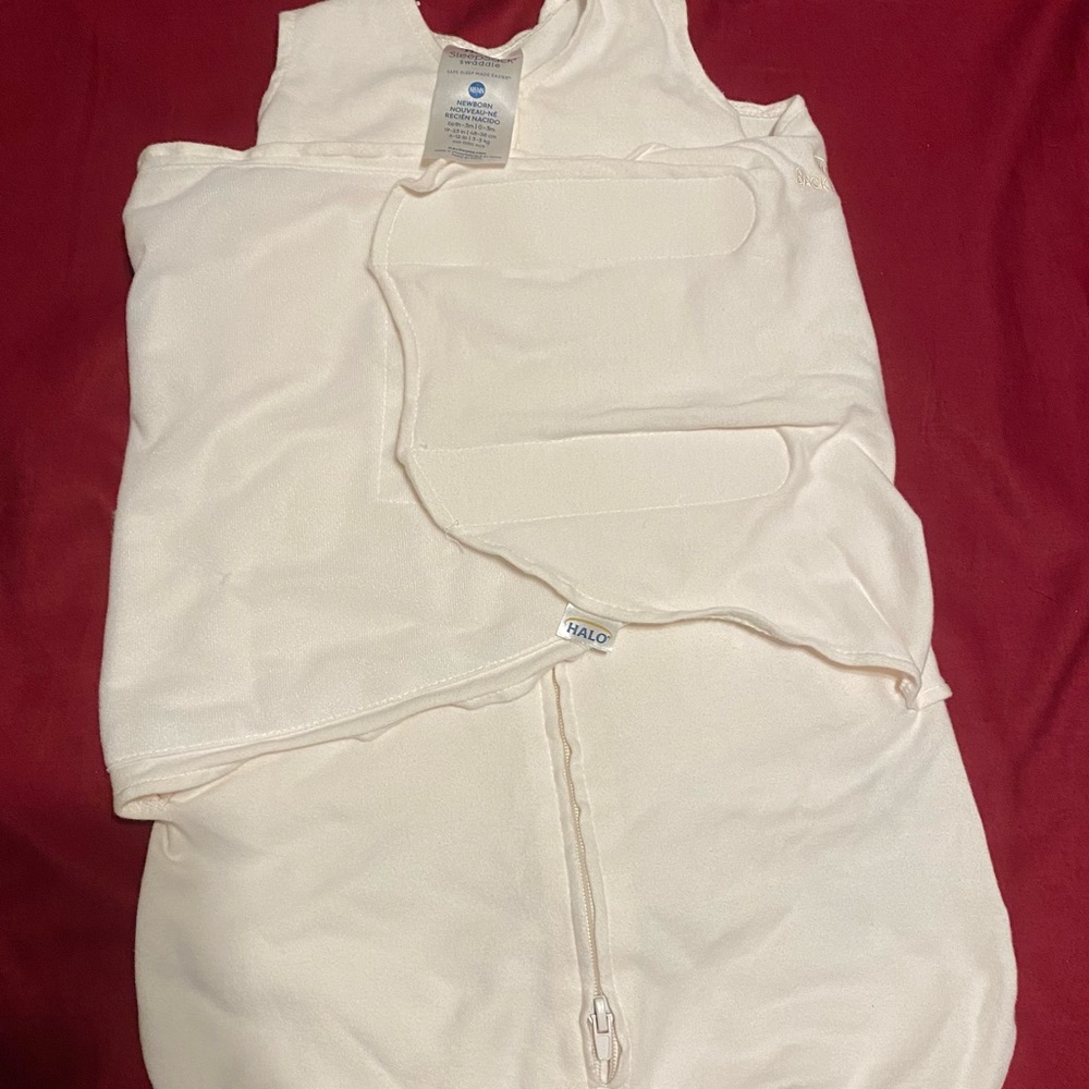 HALO Sleepsack Swaddle - Newborn size (birth to 3m)